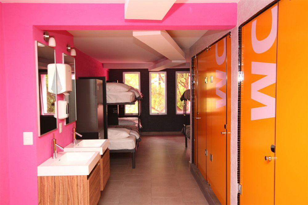 Hostal La Buena Vida Hostel เม็กซิโกซิตี้ ภายนอก รูปภาพ